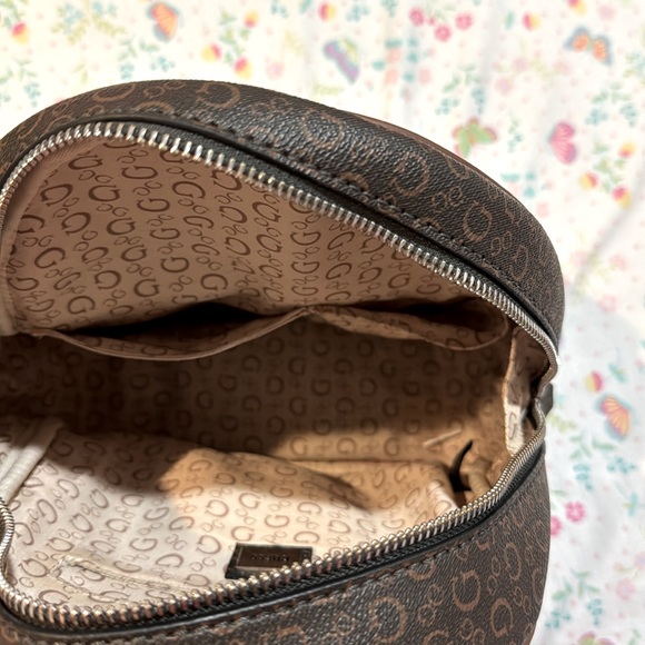 Guess Book Bag - Picture 4 of 4